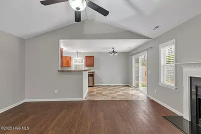 713 Savannah Drive, Jacksonville, NC 28546 - Photo 5