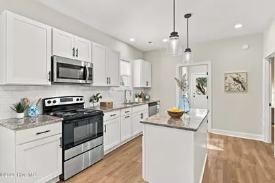 1910 Oak Street, Wilmington, NC 28401 - Photo 7