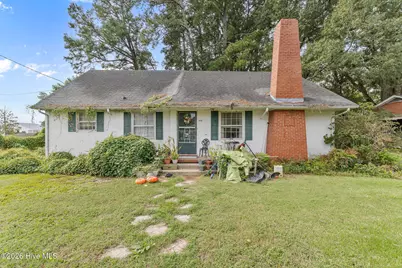 410 E 2nd Street, Princeton, NC 27569 - Photo 1
