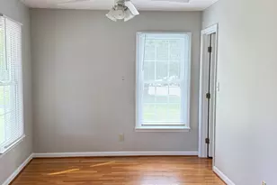 7724 Borthwick Dr, Fayetteville, NC 28306 - Photo 9