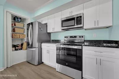 122 Driftwood Court, Wrightsville Beach, NC 28480 - Photo 9