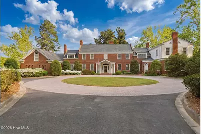 200 Hollycrest Drive, Pinehurst, NC 28374 - Photo 1