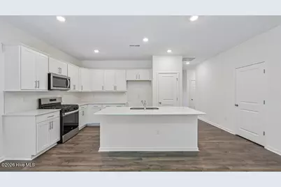436 Conifer Street, Sanford, NC 27332 - Photo 7