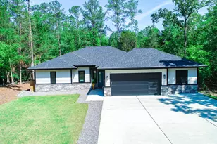 217 Cove Point Ln Ln, McCormick, SC 29835 - Photo 1