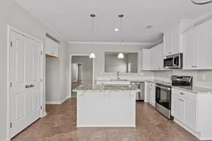 1018 Rosendale Dr, Hephzibah, GA 30815 - Photo 9