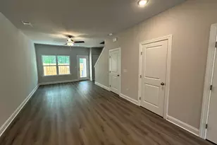 633 Caroline Ct, North Augusta, SC 29841 - Photo 3