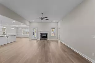 8205 Snelling Dr, Aiken, SC 29803 - Photo 9