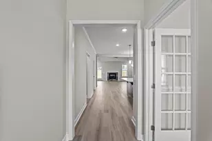 8193 Snelling Dr, Aiken, SC 29803 - Photo 5