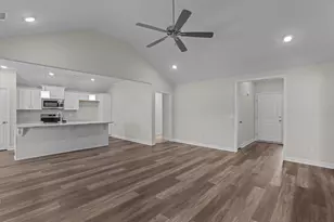 8213 Snelling Dr, Aiken, SC 29803 - Photo 9