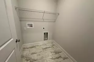 1090 Primrose Dr, North Augusta, SC 29860 - Photo 7