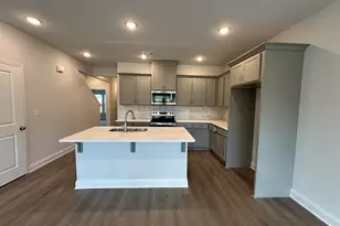 1090 Primrose Dr, North Augusta, SC 29860 - Photo 9