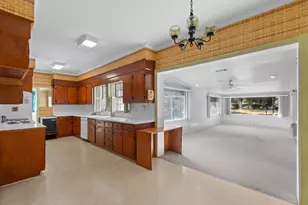 501 N Main St, Sylvania, GA 30467 - Photo 13