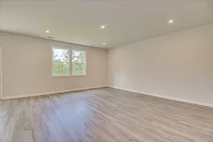 4393 Hartshorn Cir, Aiken, SC 29801 - Photo 5