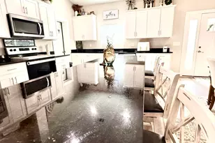 169 E Sheppard St, Stapleton, GA 30823 - Photo 7