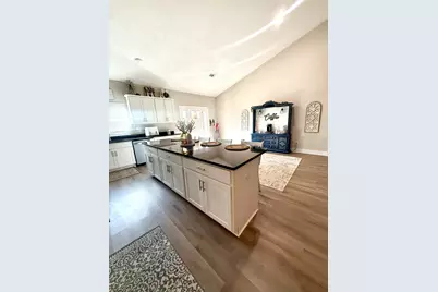 169 E Sheppard Street, Stapleton, GA 30823 - Photo 5