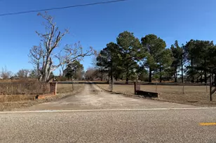 1033 Marks Walden Rd, Blythe, GA 30805 - Photo 3