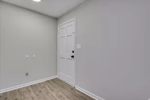 2101 Rosier Rd, Augusta, GA 30906 - Photo 7