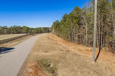 1036 Chennault Drive, Lincolnton, GA 30817 - Photo 9