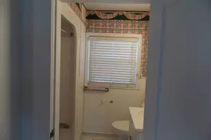 306 S Maple St, McCormick, SC 29835 - Photo 9