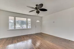 425 Audubon Cir, North Augusta, SC 29841 - Photo 5