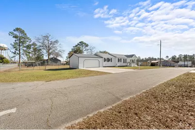 124 Pierce Avenue, Swainsboro, GA 30401 - Photo 3