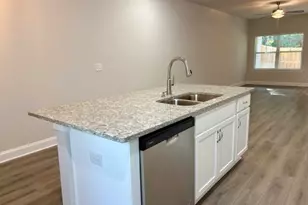 655 Caroline Ct, North Augusta, SC 29841 - Photo 5