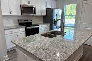 655 Caroline Ct, North Augusta, SC 29841 - Photo 3