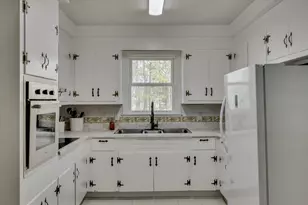 200 Peachtree St, McCormick, SC 29835 - Photo 15