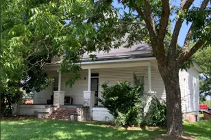 203 S Wrens Cir, Wrens, GA 30833 - Photo 7