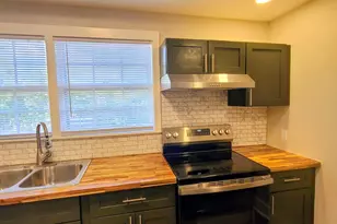 1004 Kent St, Augusta, GA 30901 - Photo 9