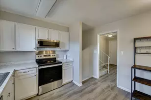 210 Oakridge Dr, Martinez, GA 30907 - Photo 21