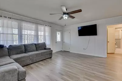 303 Columbia Avenue, Aiken, SC 29801 - Photo 7