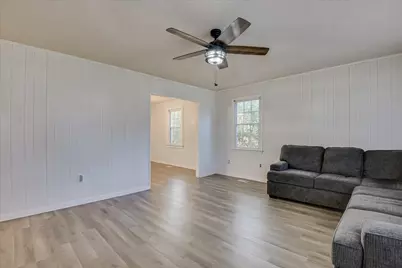 303 Columbia Avenue, Aiken, SC 29801 - Photo 9