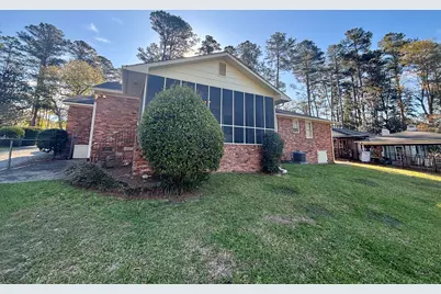 807 Barrett Lane, Augusta, GA 30909 - Photo 15