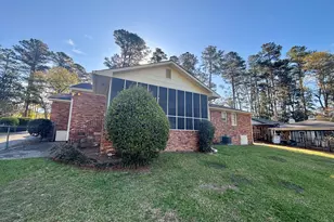 807 Barrett Ln, Augusta, GA 30909 - Photo 15
