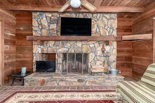 1098 Broad River Scenic Dr, Tignall, GA 30668 - Photo 15