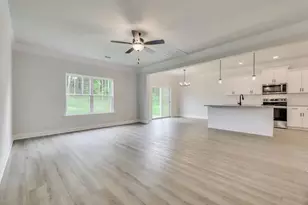 1690 N Pine Ridge Dr, Hephzibah, GA 30815 - Photo 17