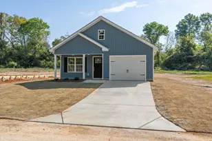 631 Clary St, Thomson, GA 30824 - Photo 3