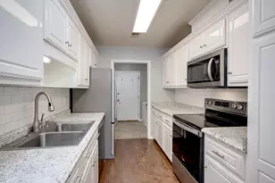 614 Clarendon Pl, Aiken, SC 29801 - Photo 3