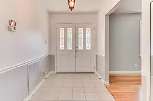 160 Creekview Cir, Martinez, GA 30907 - Photo 5