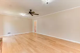 160 Creekview Cir, Martinez, GA 30907 - Photo 9