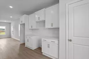 3630 NW Tanbark Oak Ln, Aiken, SC 29801 - Photo 11