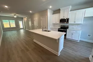 639 Caroline Ct, North Augusta, SC 29841 - Photo 3