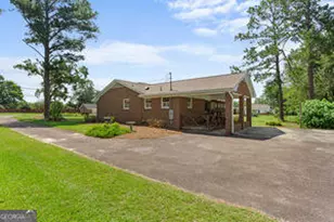 821 Harvey St, Millen, GA 30442 - Photo 33