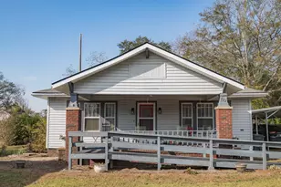 727 Harvey St, Millen, GA 30442 - Photo 5