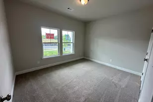 1071 Bobbye Dr, North Augusta, SC 29841 - Photo 3