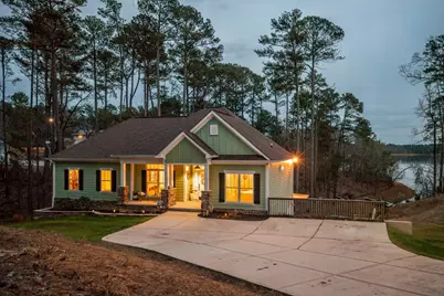 137 Memorial Drive, McCormick, SC 29835 - Photo 1