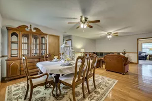 206 Peachtree St, McCormick, SC 29835 - Photo 21