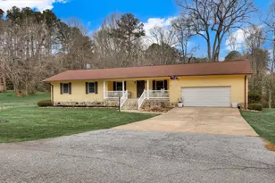 206 Peachtree St, McCormick, SC 29835 - Photo 3