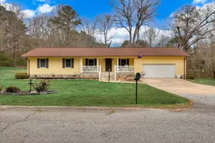 206 Peachtree St, McCormick, SC 29835 - Photo 1
